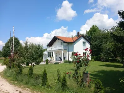 Talo Myynnissä 72250 Vitez BA