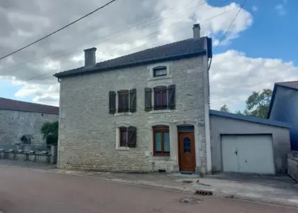 Talo Myynnissä 88350 Brechainville  FR