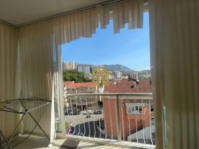 Huoneisto Myynnissä 85310 Budva ME