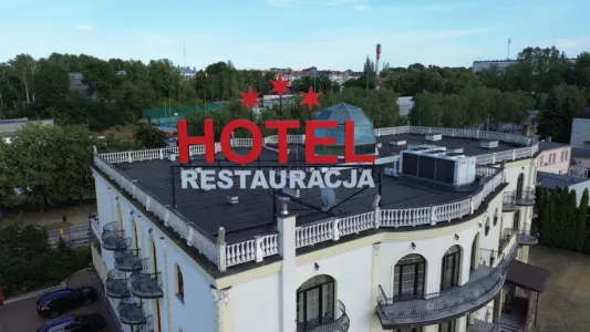 Kaupallinen kiinteistö Myynnissä 05-600 Grójec PL